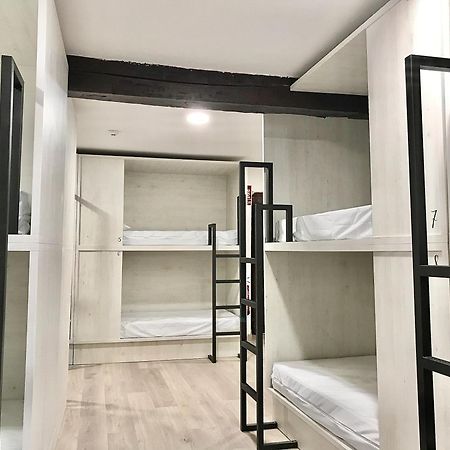 Quartier Leon Hostel Jabalquinto León Buitenkant foto