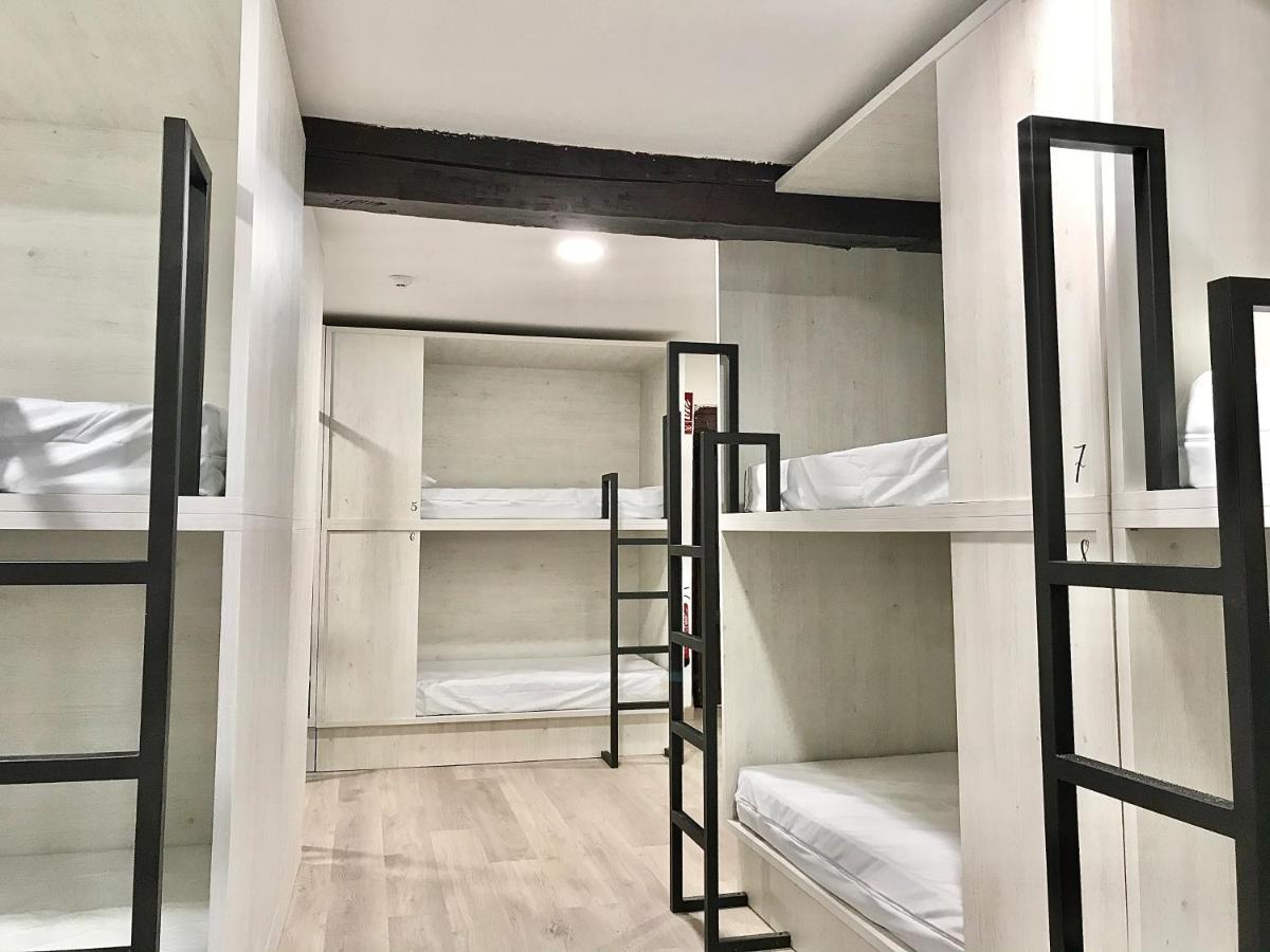 Quartier Leon Hostel Jabalquinto León Buitenkant foto