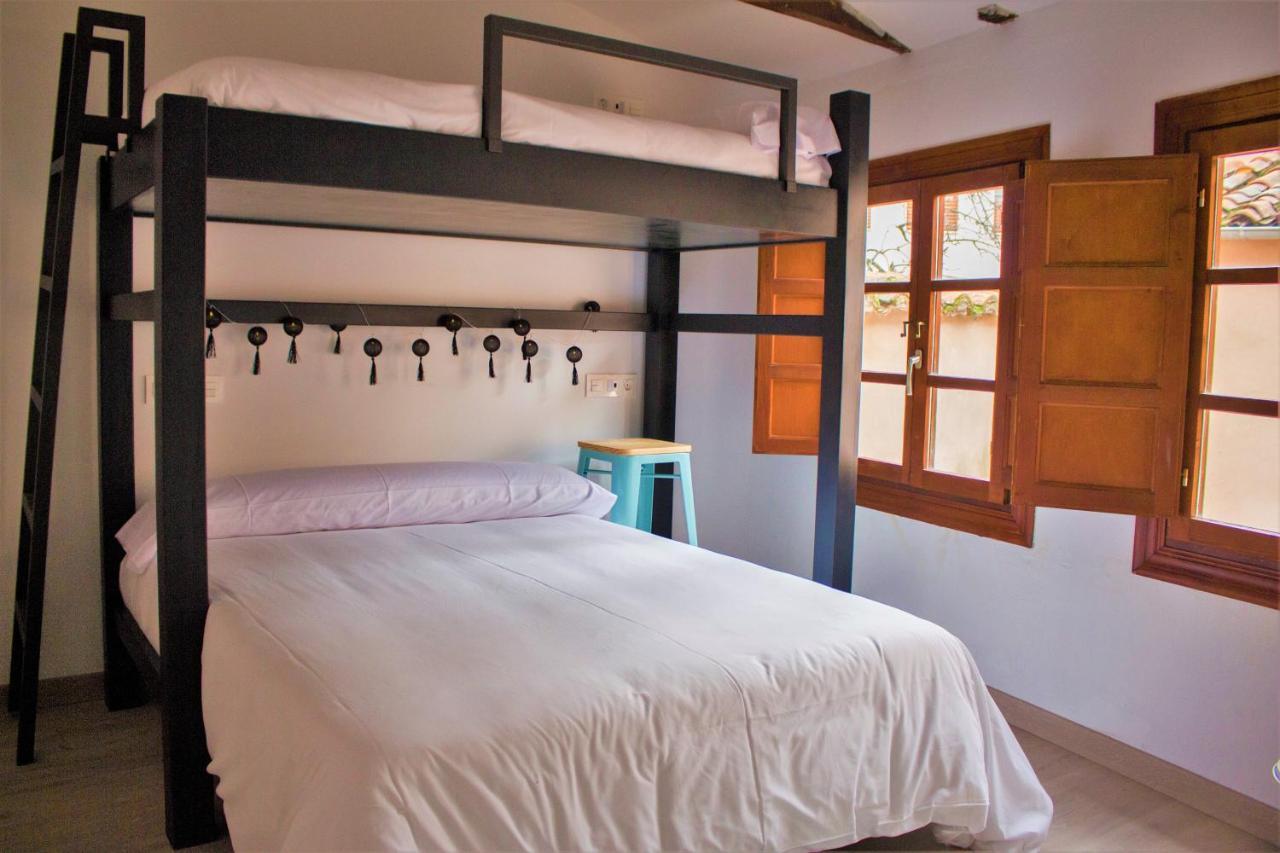 Quartier Leon Hostel Jabalquinto León Buitenkant foto